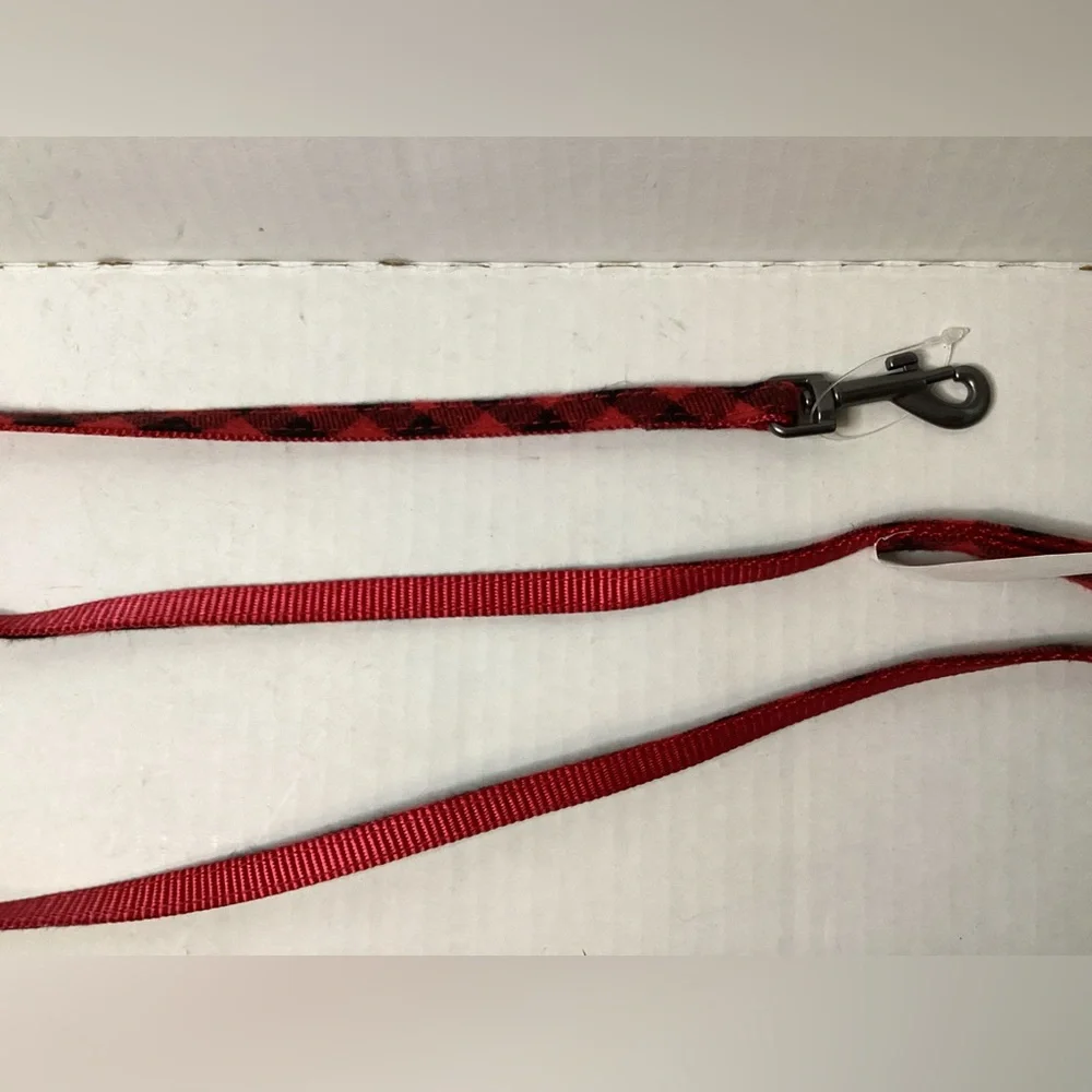 Whisker City Buffalo Check Plaid Cat Leash Red Black 6ft NWTs